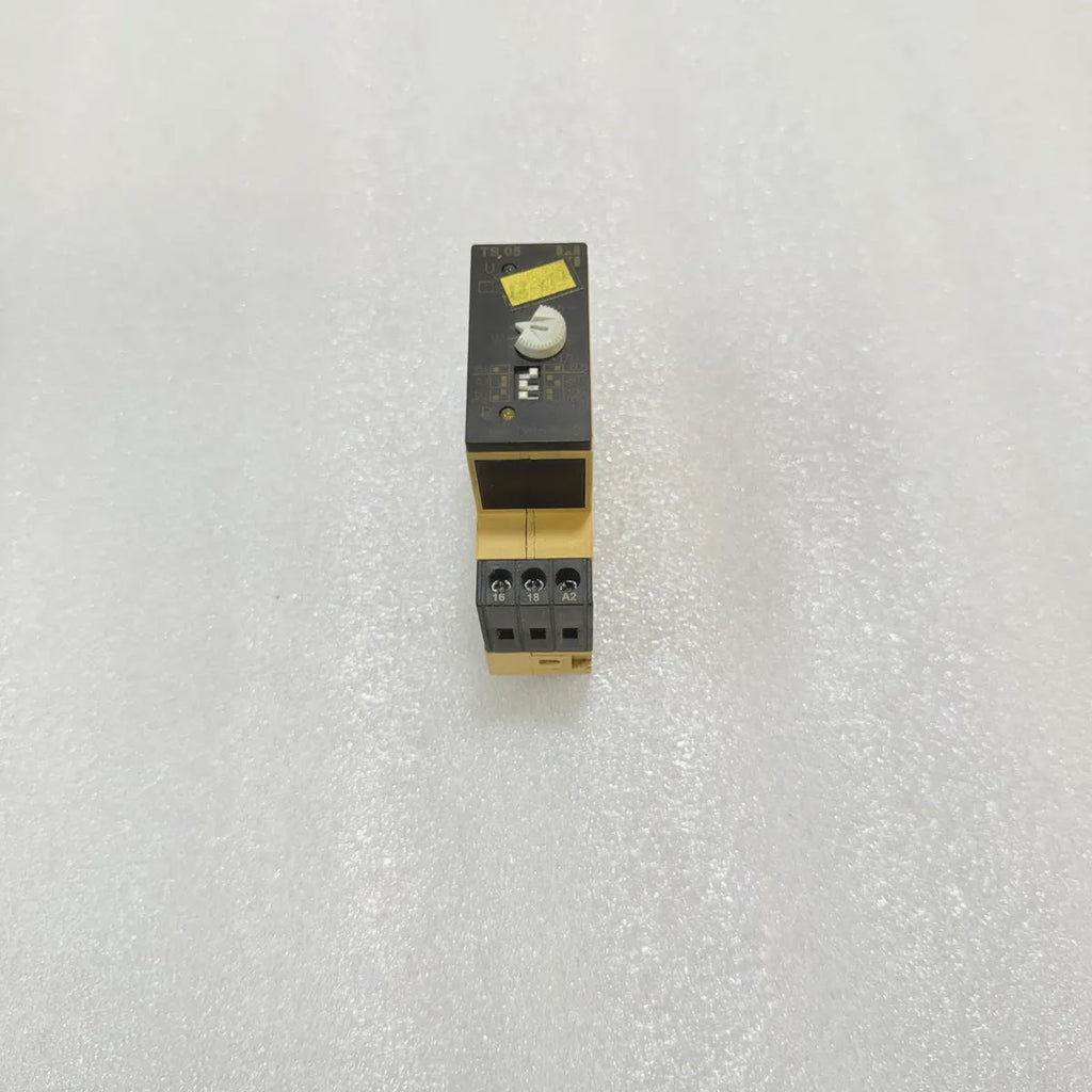 Hiquel TS 05 Timing Relay 24V DC 250V AC 10A EN60947-5-1 Pre-Owned