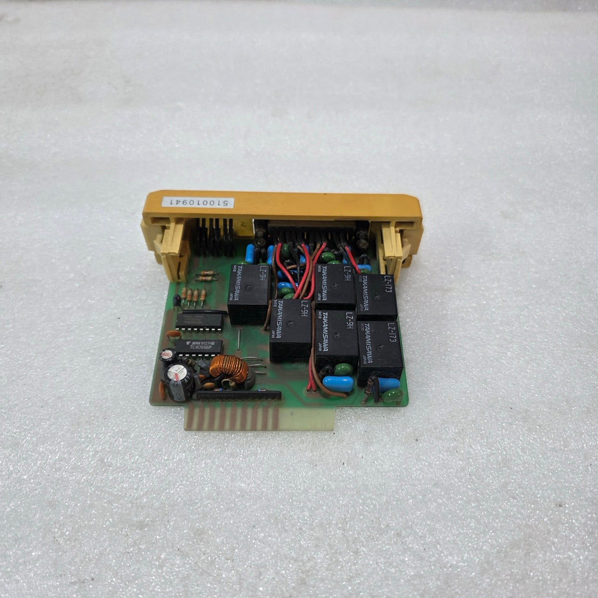 HITACHI E-01T-4131 OUTPUT MODULE | DIGITAL OUTPUT INTERFACE BOARD