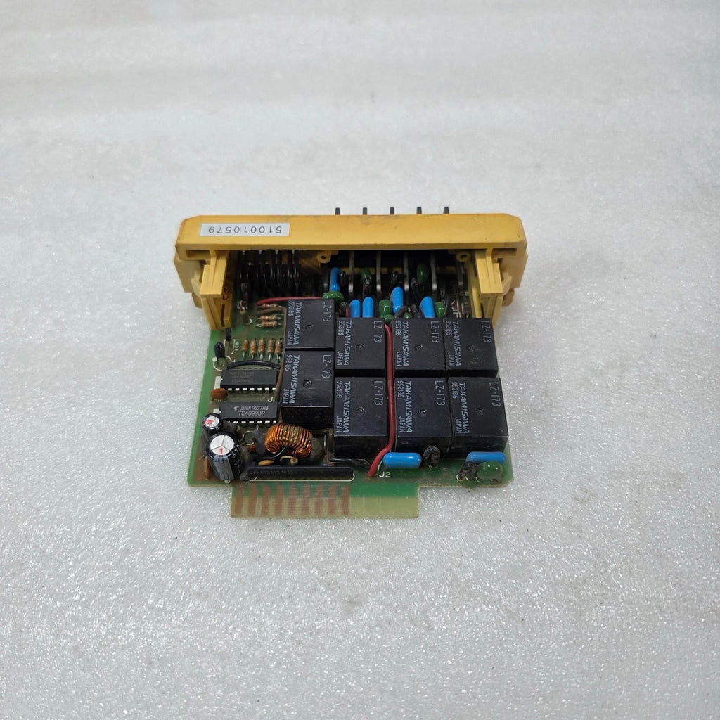 HITACHI E-01T-4157 OUTPUT MODULE | INDUSTRIAL CONTROL BOARD