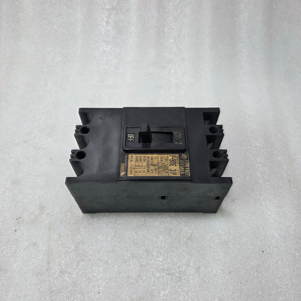 HITACHI F-50E 15A 3 POLE MCCB FUSE FREE BREAKER | 600V AC | INDUSTRIAL CIRCUIT P