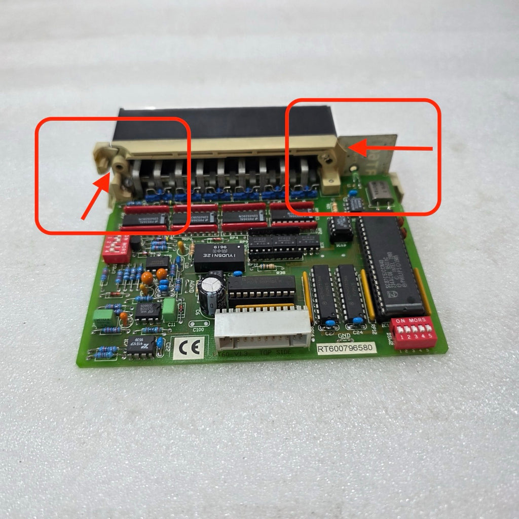 HITACHI RT60 INDUSTRIAL CONTROL MODULE RT600796580 BOARD
