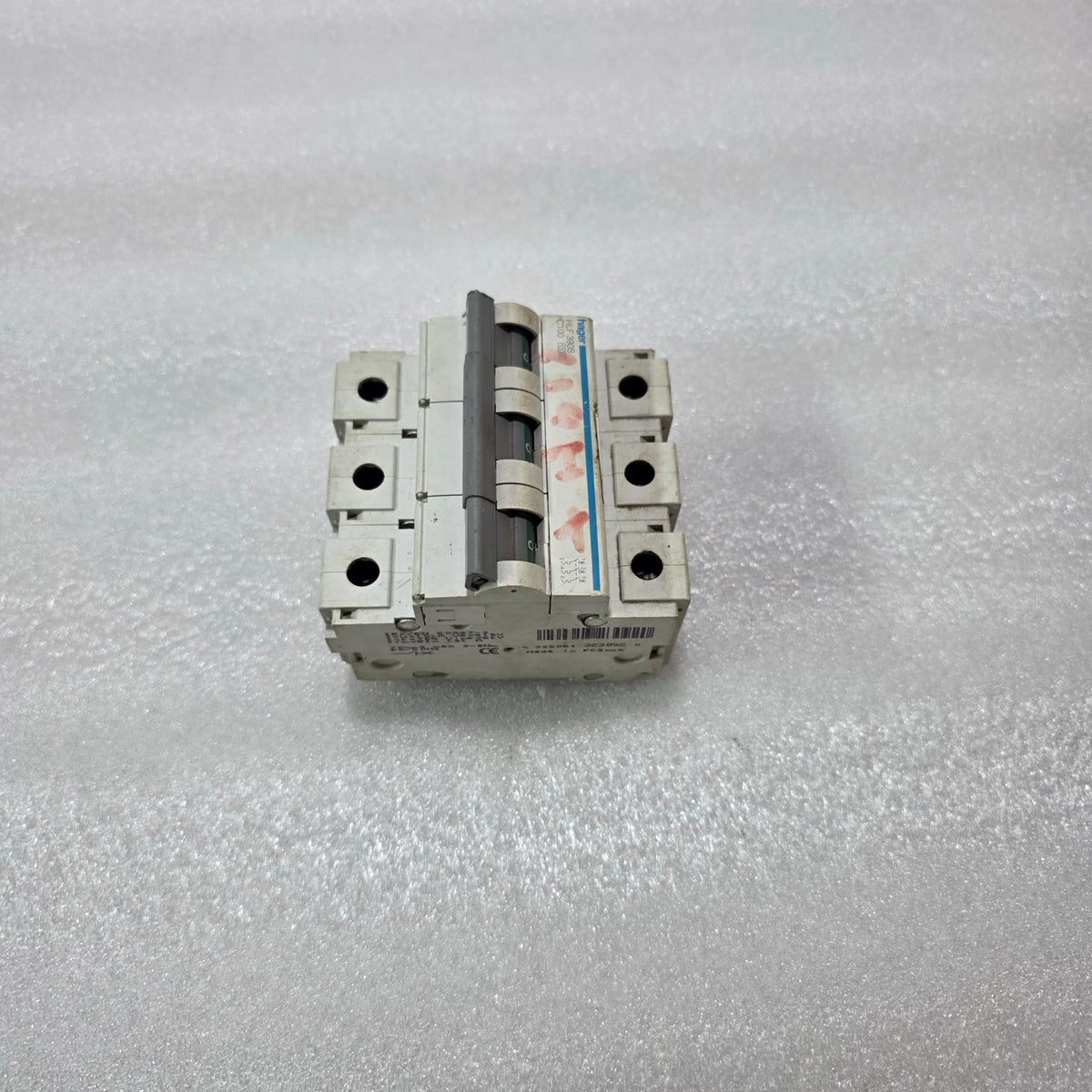 HAGER HLF390S C100 3P 100A CURVE C 400V 10KA MCB MINIATURE CIRCUIT BREAKER