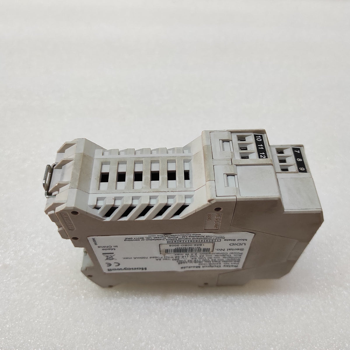 HONEYWELL ISIS-V-1040 RELAY OUTPUT MODULE 2400B1040 24VDC