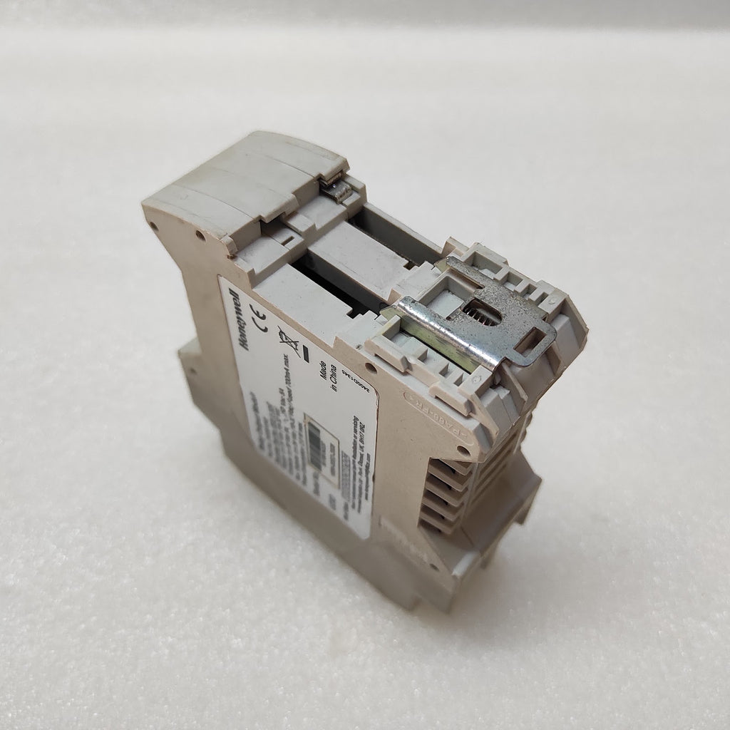 HONEYWELL ISIS-V-1040 RELAY OUTPUT MODULE 2400B1040 24VDC