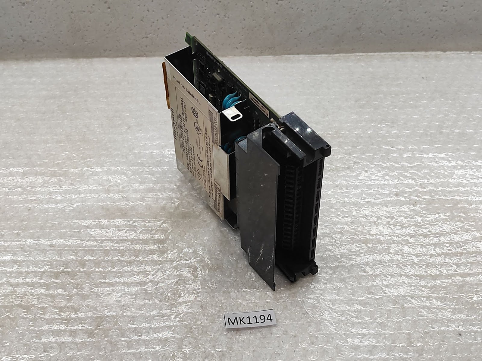 Honeywell HC900 Controller 900A16-0001 HLAI 16 Channel 900160001