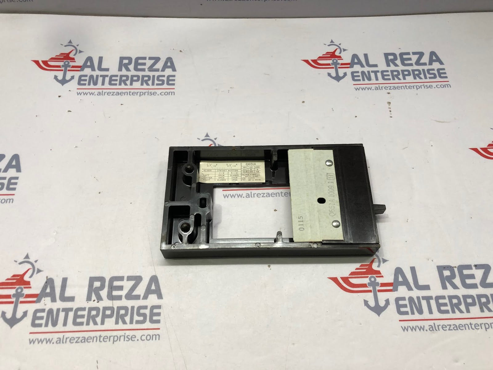 HONEYWELL Q651A-1009-1H MULTI SWITCHING SUBBASE