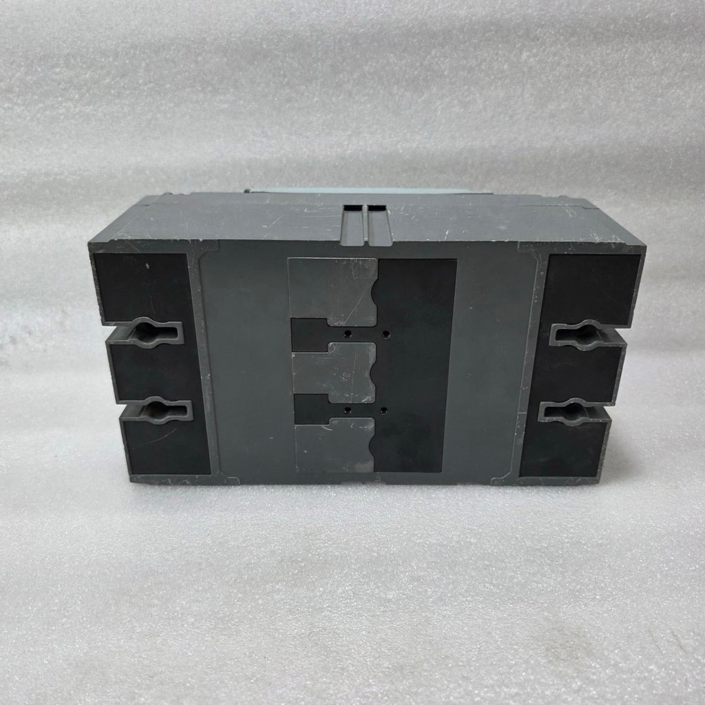 HYUNDAI HiBS 403 MCCB 300A 3P 660V 50kA MOLDED CASE CIRCUIT BREAKER PRE-OWNED