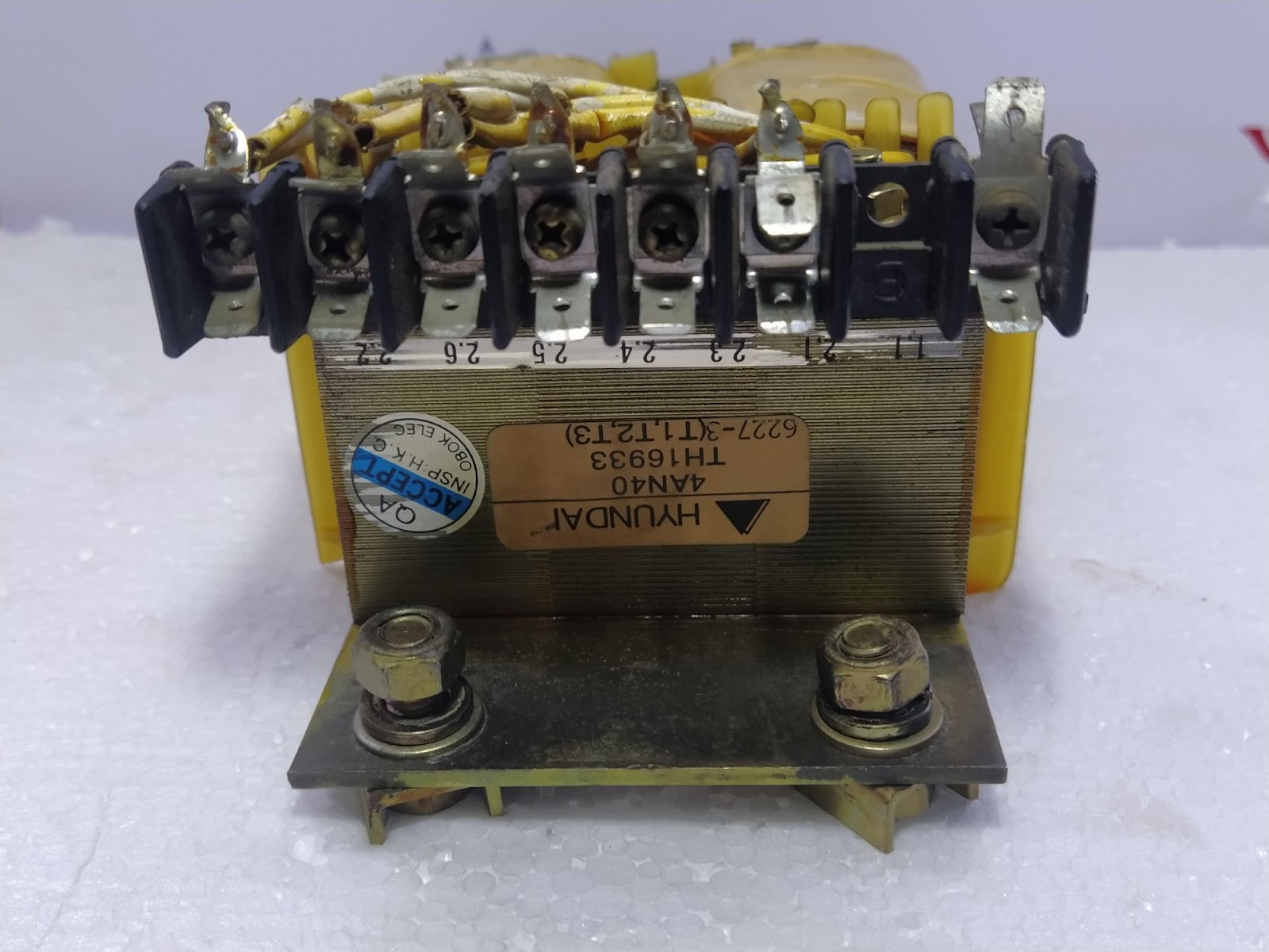 Hyundai 4AN40 TH16933 HFC6 T1,T2,T3 Current Transformer