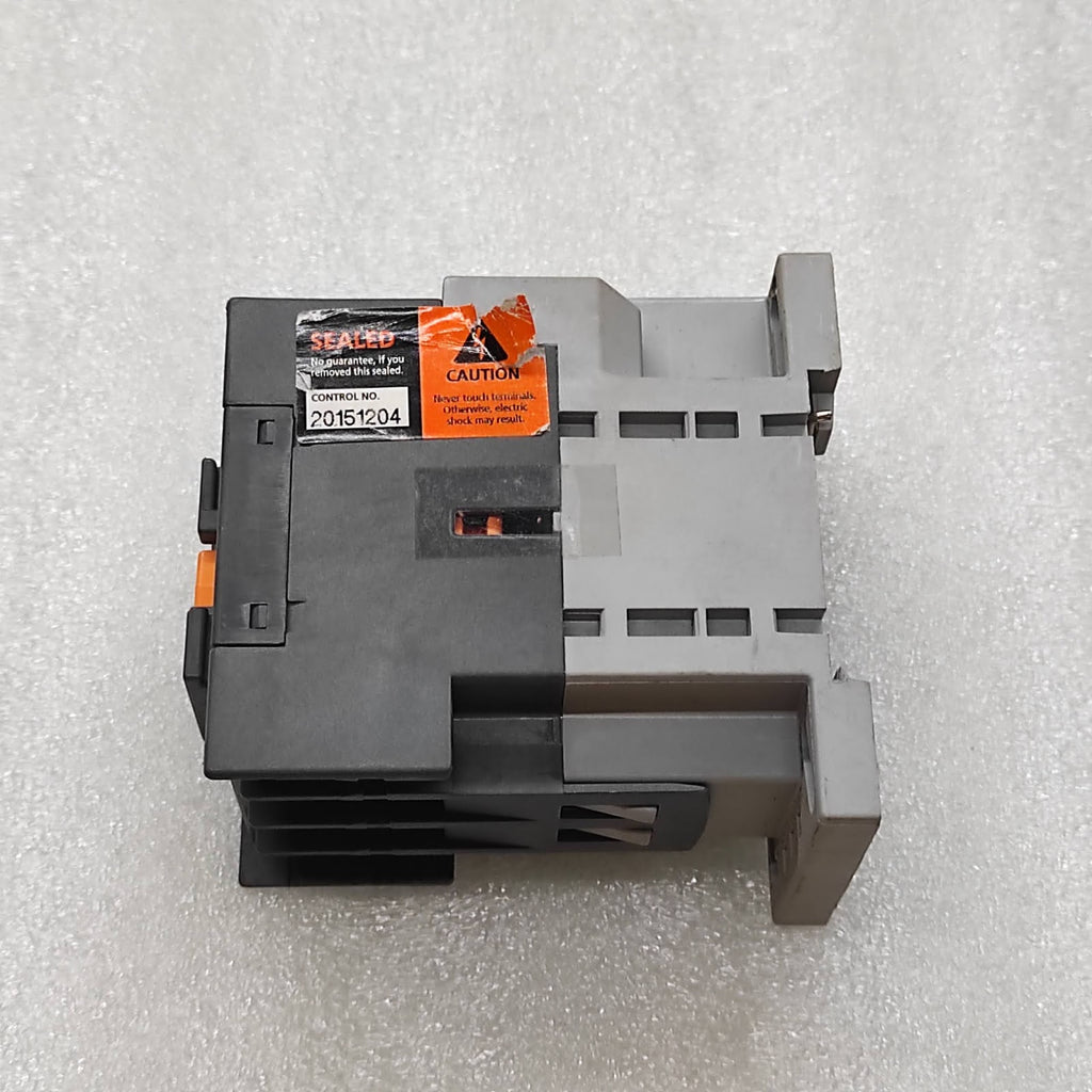 HYUNDAI UMX 31 CONTACTOR RELAY COIL VOLTAGE 100-110V