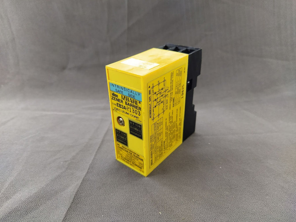 IDEC IZBARL EB3A-21303 Zener Barrier EB3A-21303-EK168
