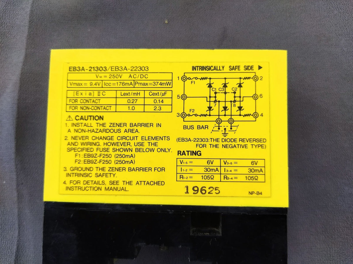 IDEC IZBARL EB3A-21303 Zener Barrier EB3A-21303-EK168