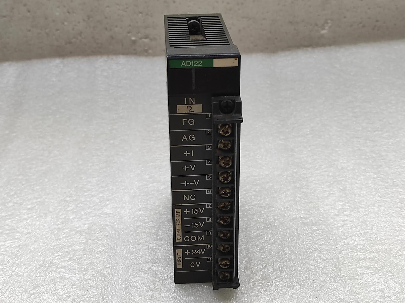 IDEC PF3S-AD122 ANALOG INPUT MODULE