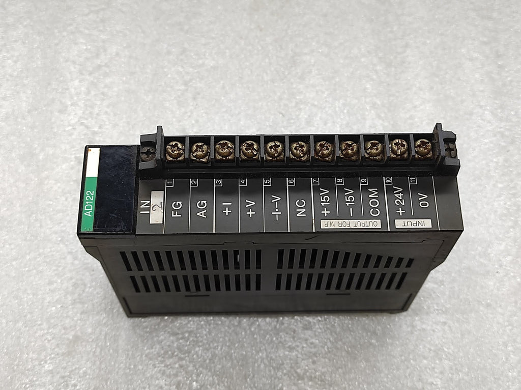 IDEC PF3S-AD122 ANALOG INPUT MODULE