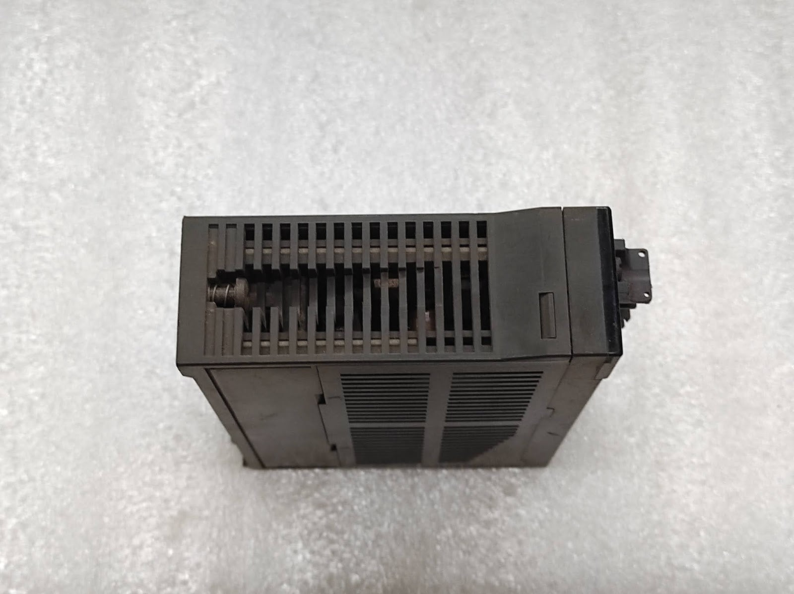 IDEC PF3S-AD122 ANALOG INPUT MODULE