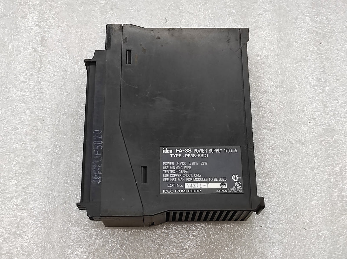 IDEC PF3S-PSD1 POWER SUPPLY 24VDC
