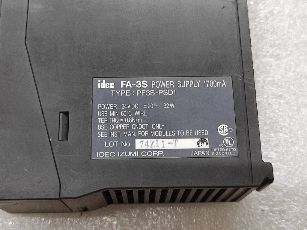 IDEC PF3S-PSD1 POWER SUPPLY 24VDC