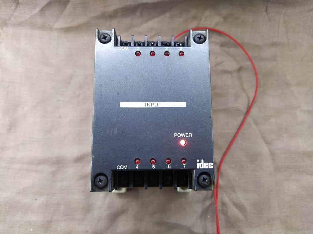 IDEC PFA-1N082 8-INPUT UNIT 100-120/200-240VAC