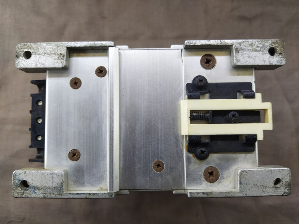 IDEC PFA-1N082 8-INPUT UNIT 100-120/200-240VAC