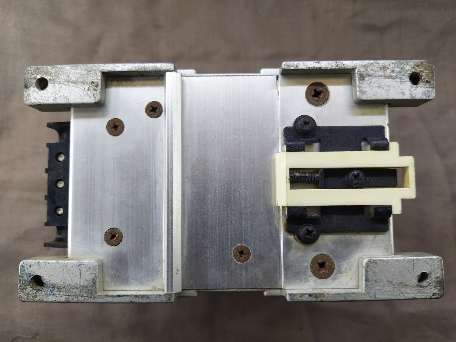 IDEC PFA-1N082 8-INPUT UNIT 100-120/200-240VAC