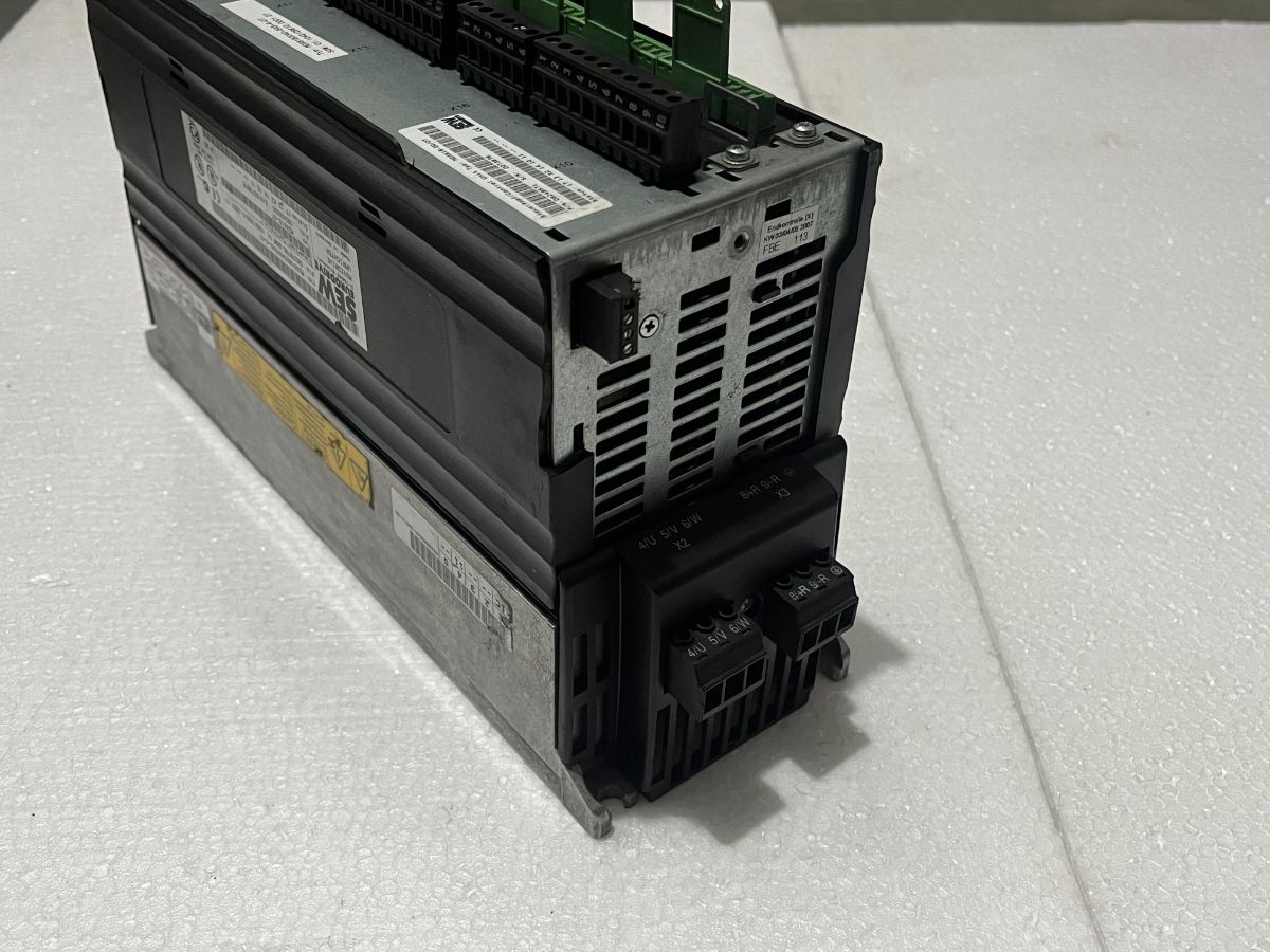 SEW EURODRIVE MDX61B0040-5A3-4-OT INVERTER DRIVE 08279780 CONTROL UNIT MDX61B-00