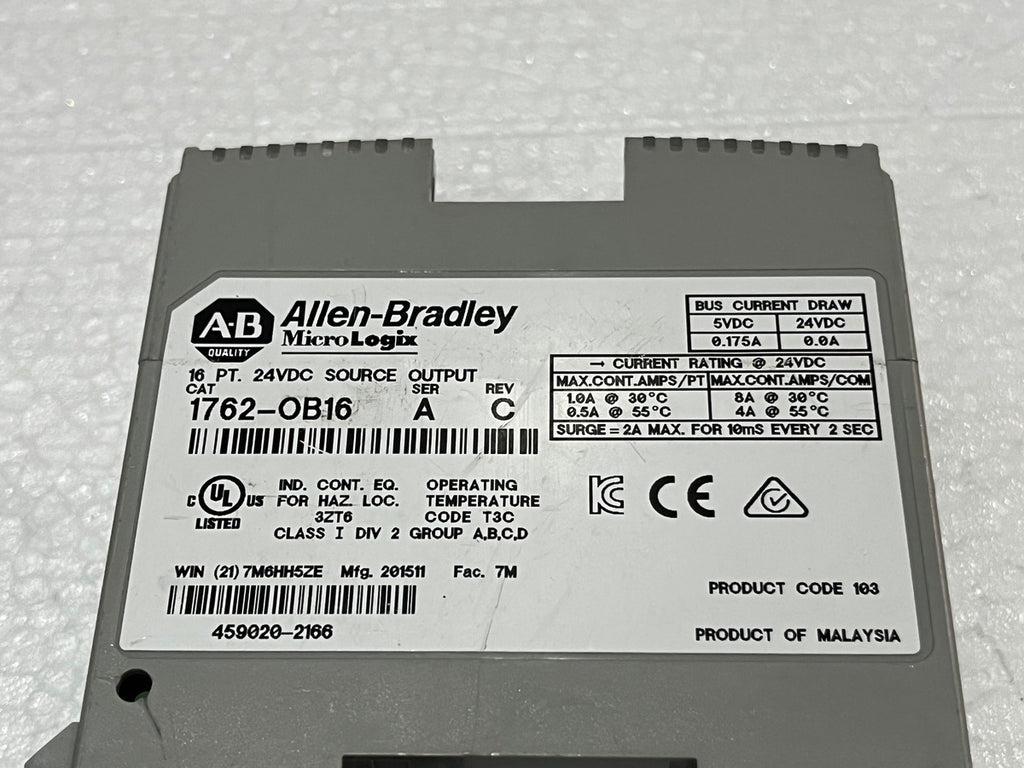 ALLEN BRADLEY CAT 1762-OB16 SER A SOLID STATE OUTPUT MODULE