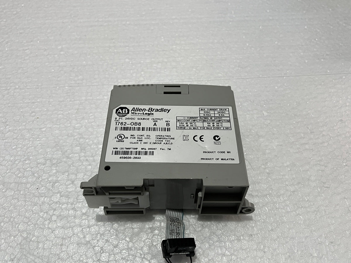 ALLEN BRADLEY CAT 1762-OB8 SER A SOLID STATE OUTPUT MODULE