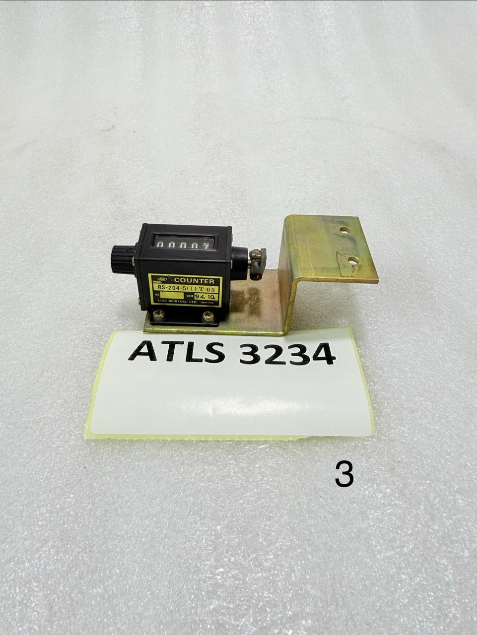 Line Seiki RS-204-5(I)T03 Mechanical Counter with Bracket