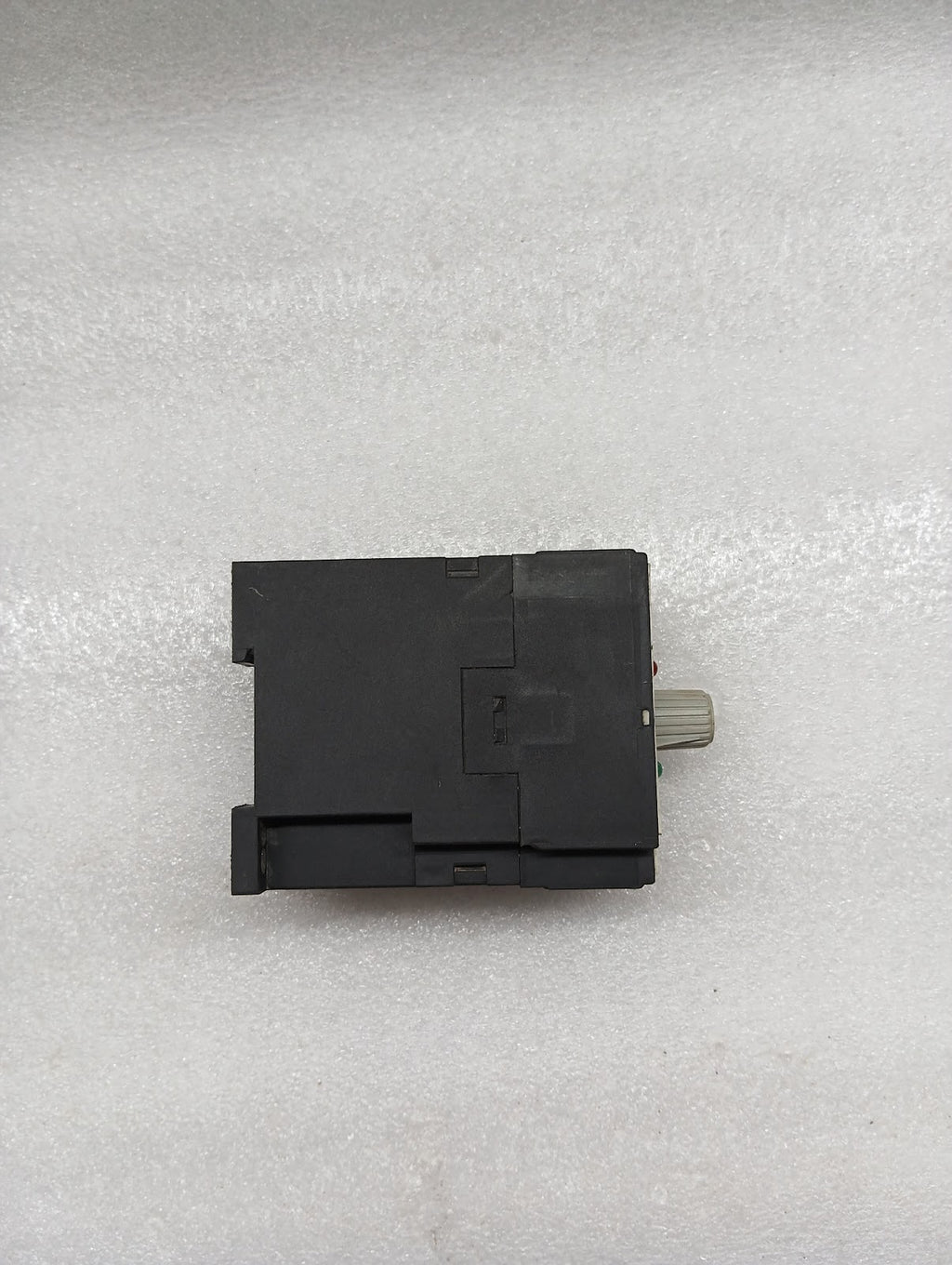 SIEMENS 7PU2240-4BN32-0Z ON DELAY ELECTRONIC TIMER 220-240VAC/DC