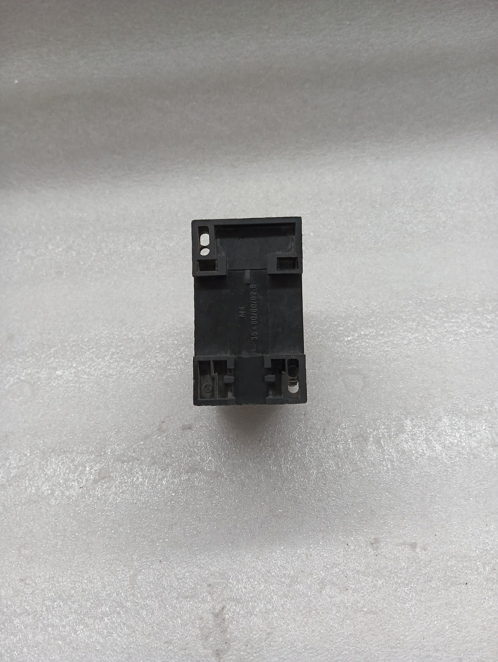 SIEMENS 7PU2240-4BN32-0Z ON DELAY ELECTRONIC TIMER 220-240VAC/DC