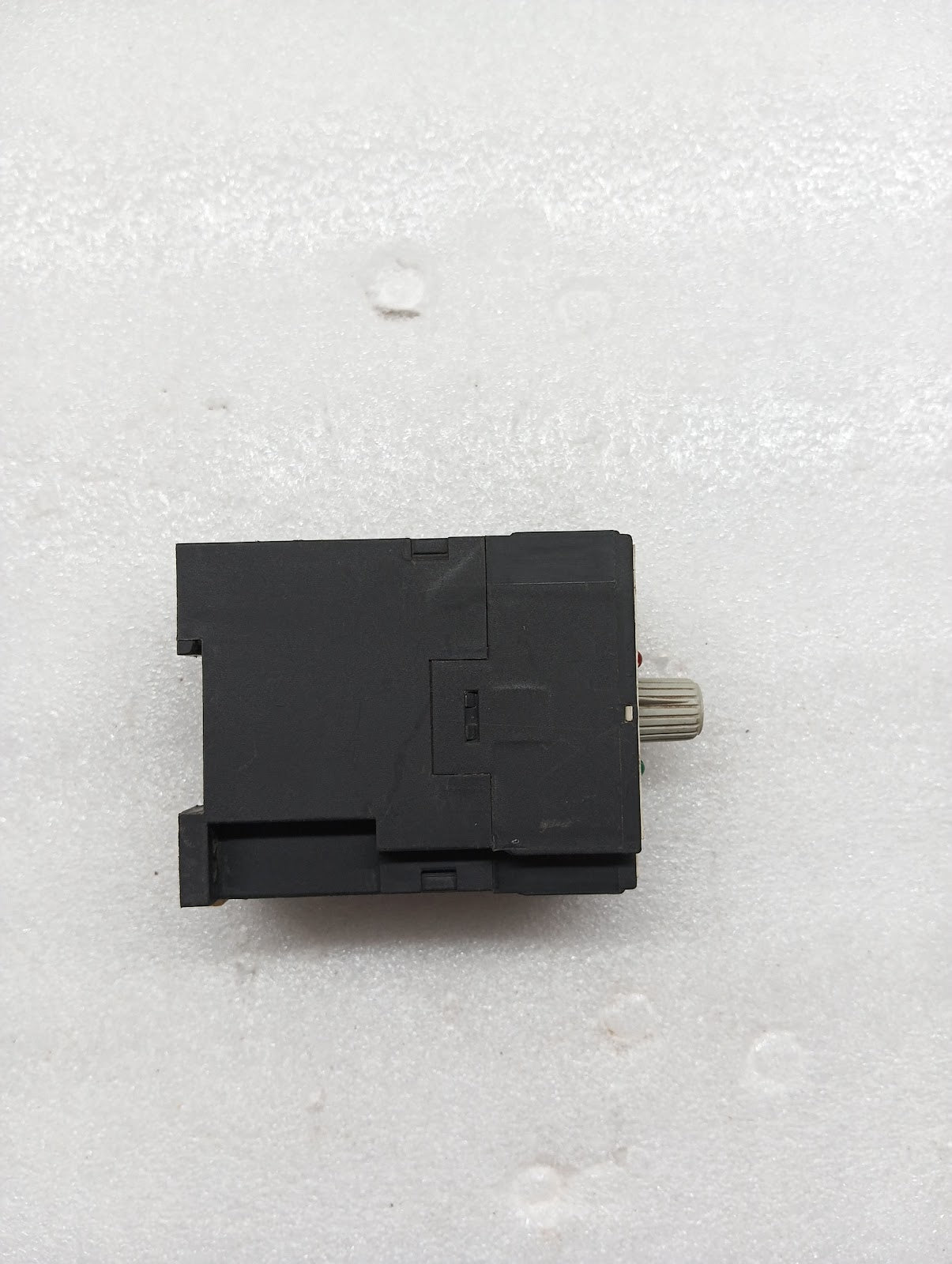 SIEMENS 7PU2240-3BN32-0Z ON DELAY ELECTRONIC TIMER 220-240V