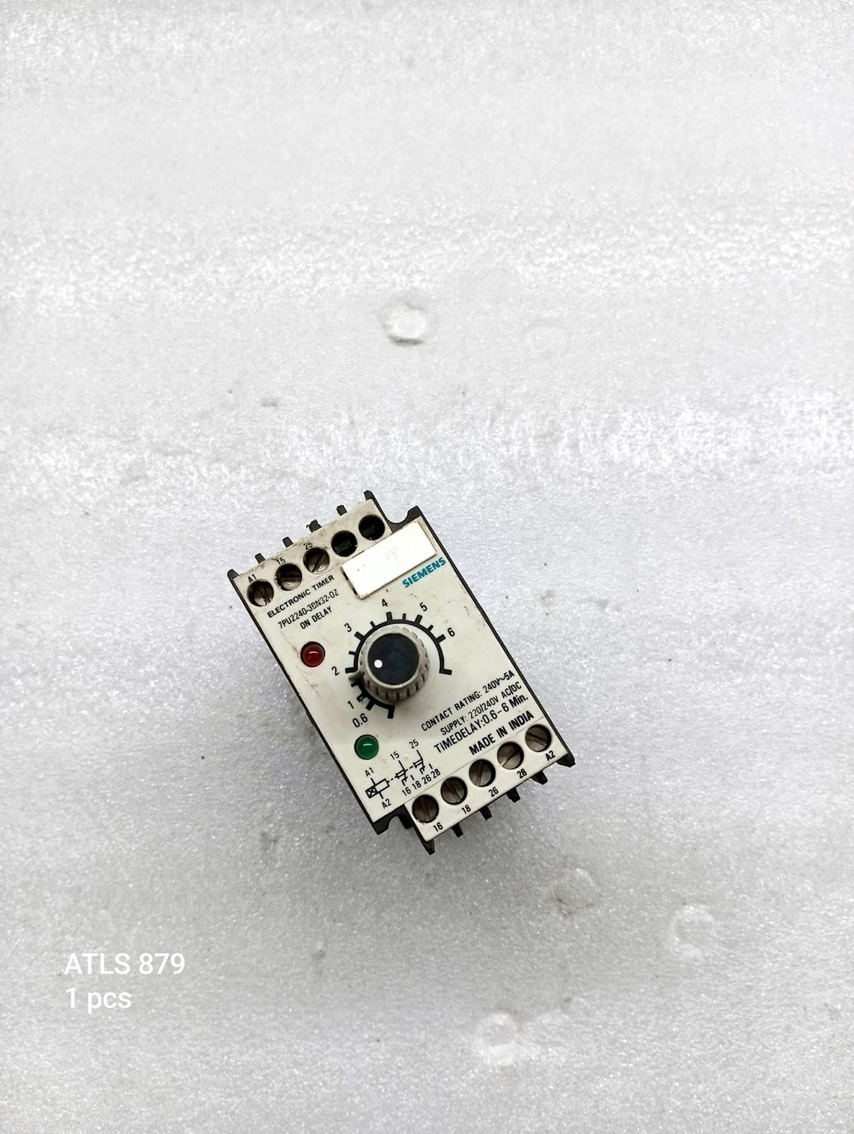SIEMENS 7PU2240-3BN32-0Z ON DELAY ELECTRONIC TIMER 220-240V