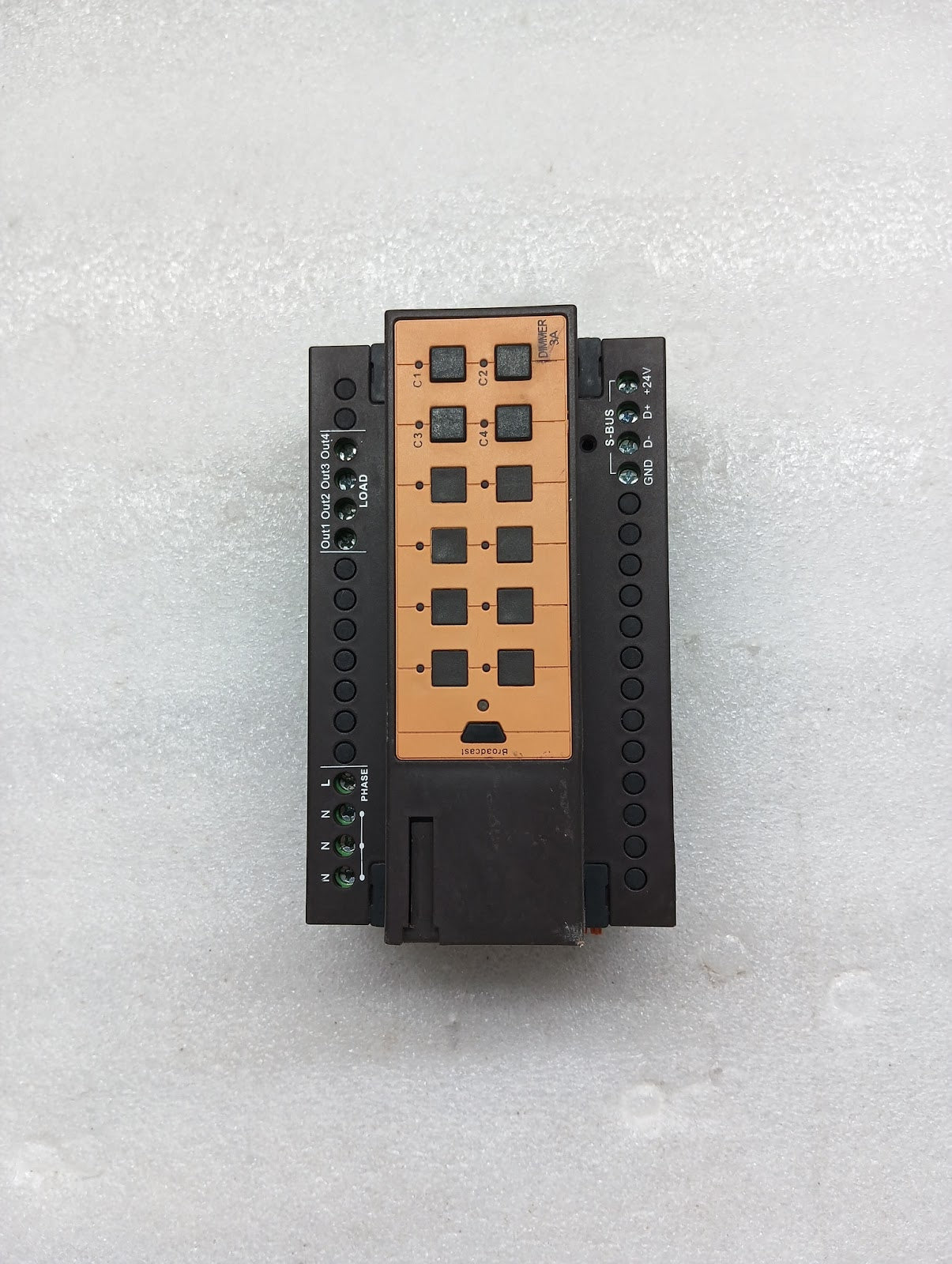 SMART-GROUP SB-DIM4C3A-DN 4-CHANNEL DIMMER