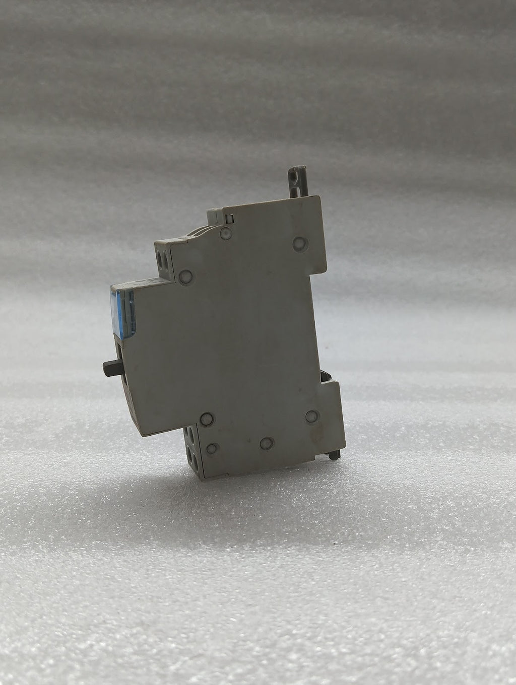 LEGRAND 4125 44 1-POLE BREAKER 25A LOT OF 4 UNIT