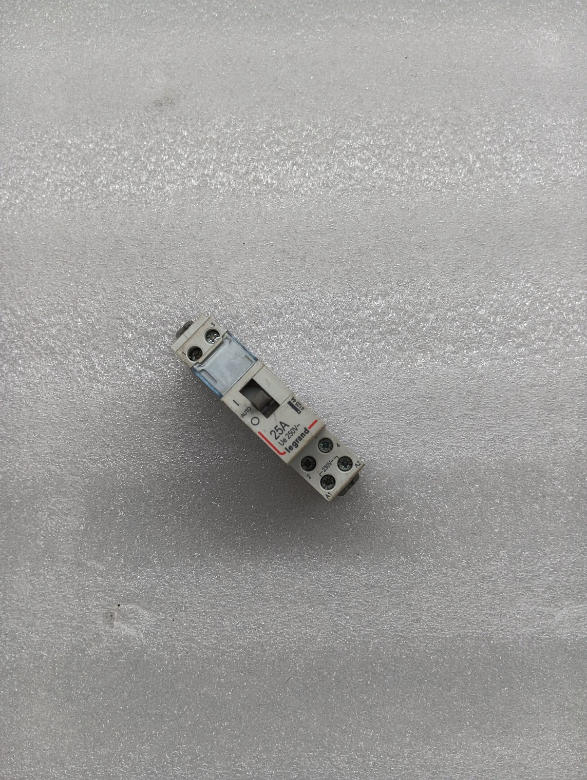 LEGRAND 4125 44 1-POLE BREAKER 25A LOT OF 4 UNIT