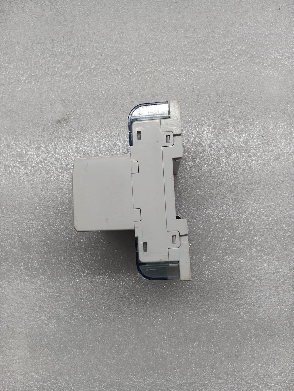 BTICINO BT-F418 2-CHANNEL DIMMER 17W42 F418