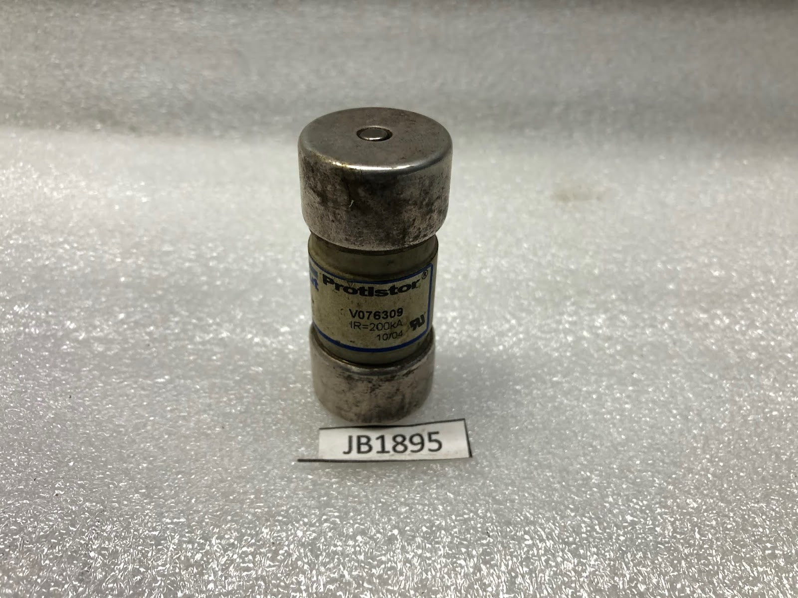 FERRAZ SHAWMUT FR27UQ69V63T FUSE 690VAC 6.921 CP URQ 27 60 63