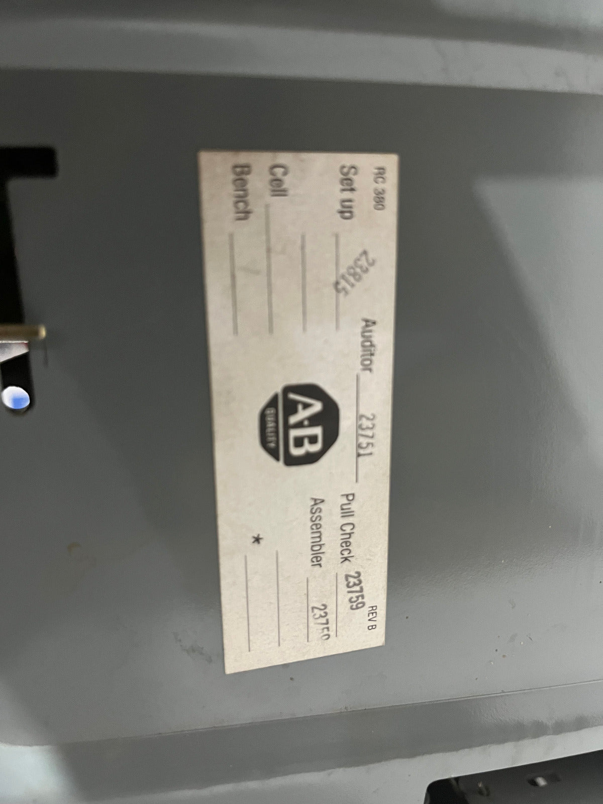 ALLEN BRADLEY CAT 2113B-CDB-1-4RG-6P-42CA-79ULT-750S-90011-U STARTER