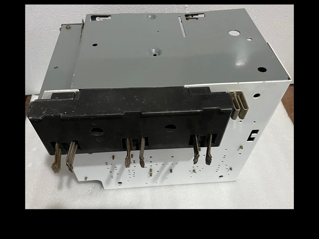 ALLEN BRADLEY CAT 2113B-CDB-1-4RG-6P-42CA-79ULT-750S-90011-U STARTER