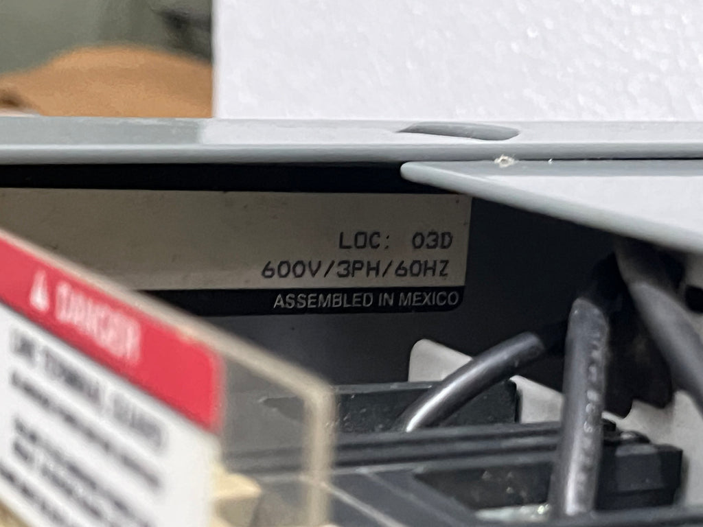 ALLEN BRADLEY CAT 2193FZ-AKC-32CM X CIRCUIT BREAKER FEEDER BUCKET  HFD65K 15A