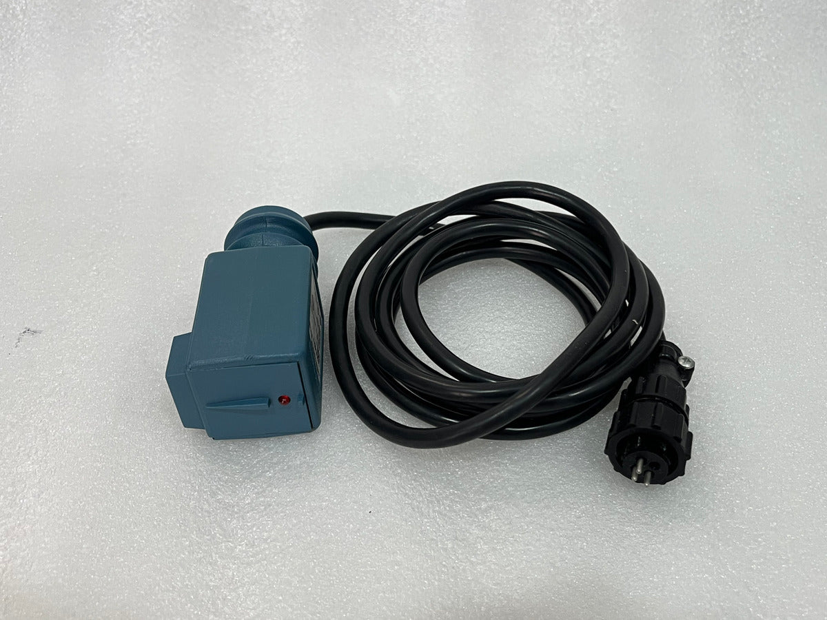 CUTLER HAMMER 1455A-6517 BARE BONES 10-30VDC PHOTOELECTRIC SWITCH