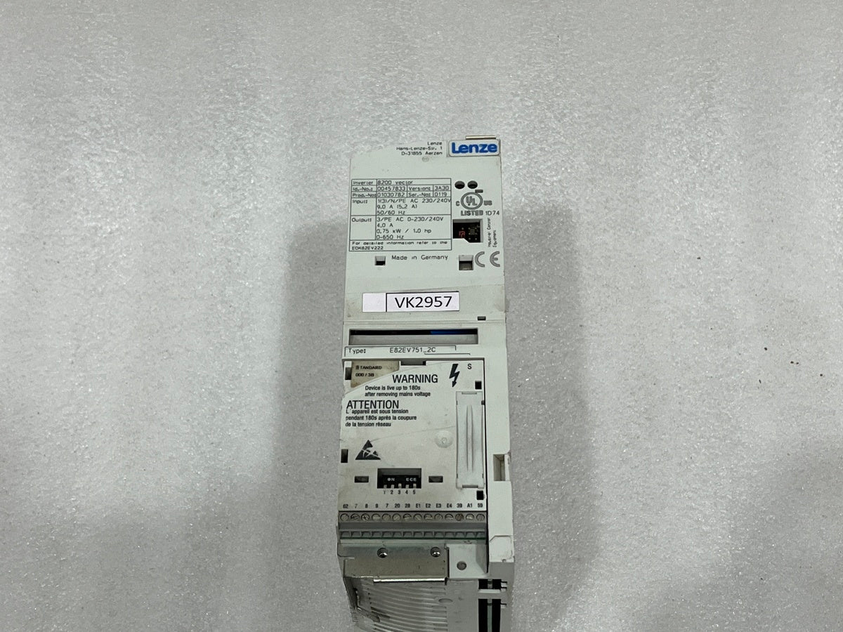 LENZE 00457833 8200 VECTOR INVERTER E82EV751_2C FREQUENCY DRIVE 01030782 230/240