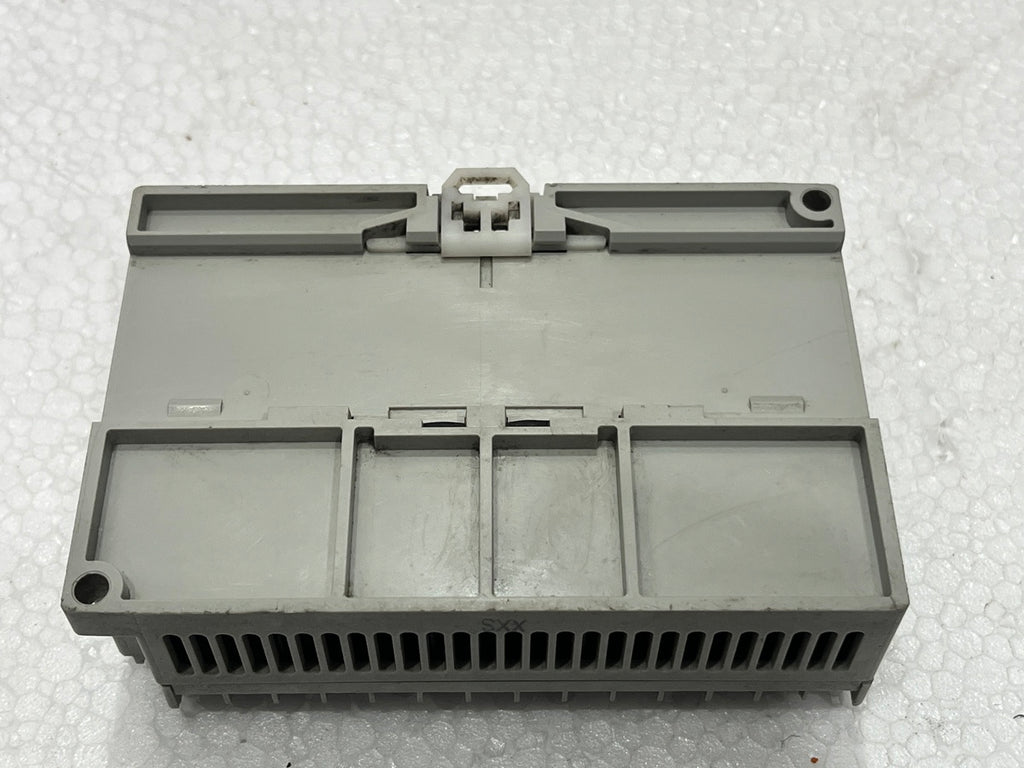 ALLEN BRADLEY MICROLOGIX 1000 CAT 1761-L10BXB SER F