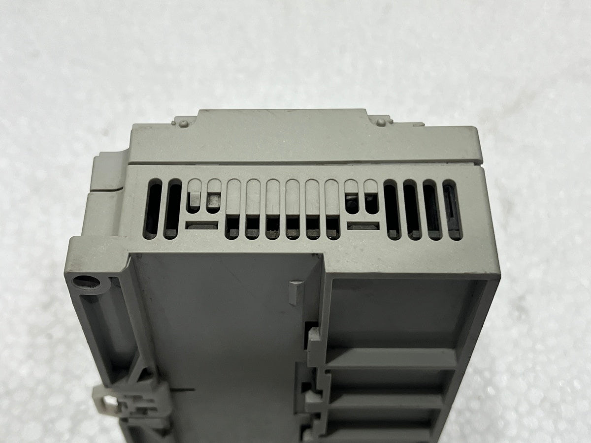 ALLEN BRADLEY MICROLOGIX 1000 CAT 1761-L10BXB SER F