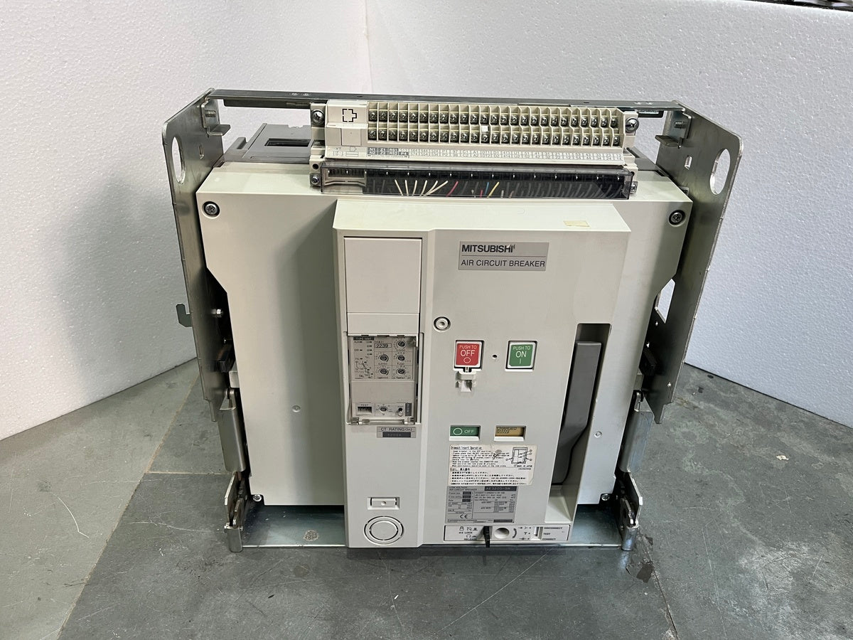 MITSUBISHI AE3200-SW LOW VOLTAGE AIR CIRCUIT BREAKER UVT 380-460V