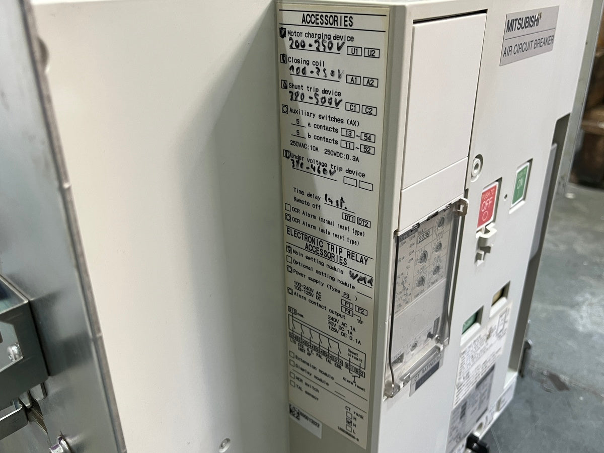 MITSUBISHI AE3200-SW LOW VOLTAGE AIR CIRCUIT BREAKER UVT 380-460V
