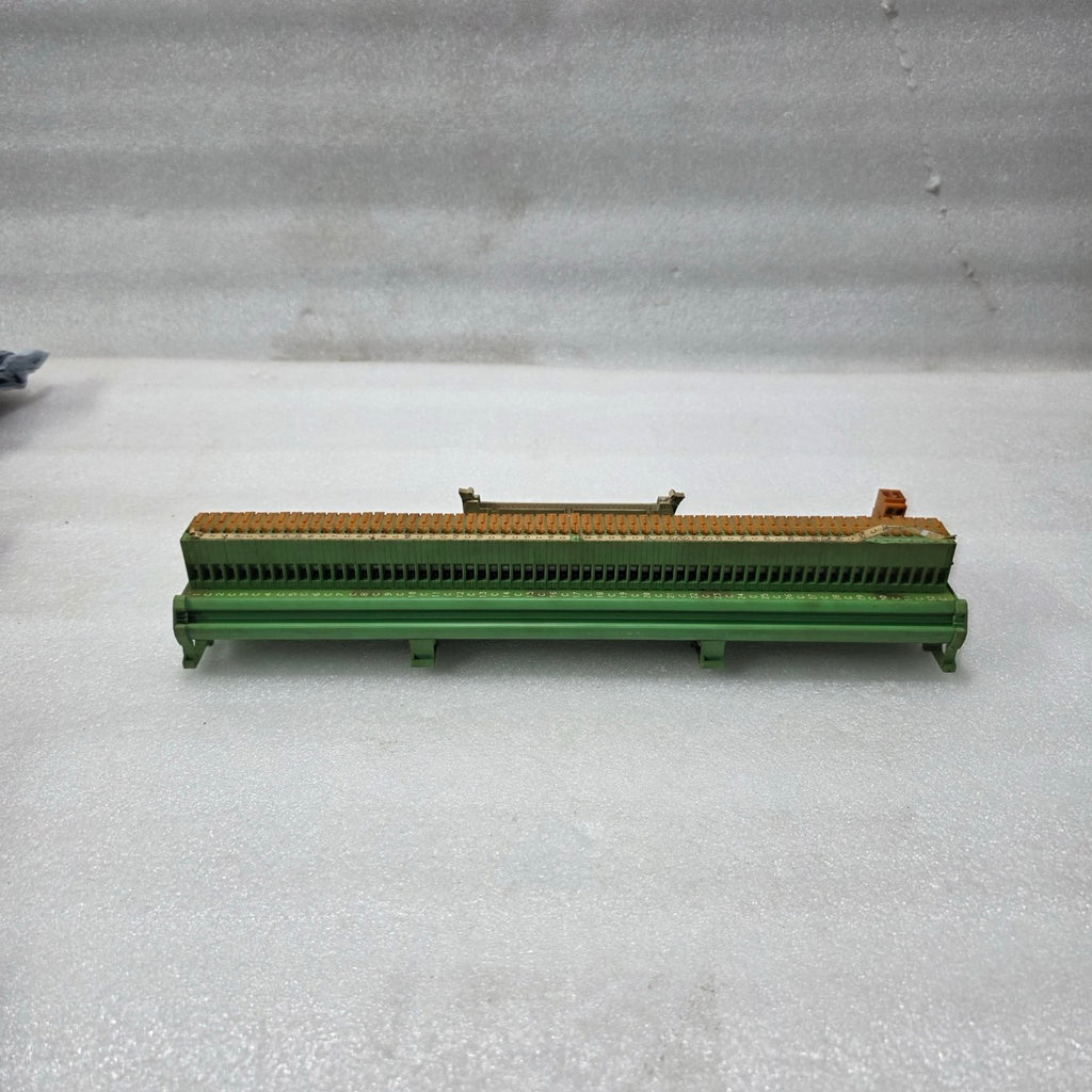 INDUSTRIAL TERMINAL BOARD TYPE 8435L (8032 CONFIGURATION) | PLC INTERFACE