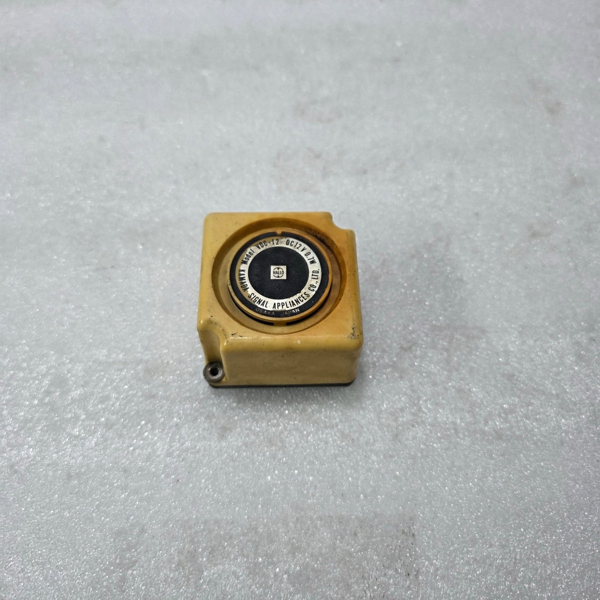 KAMADA SIGNAL APPLIANCES HALLO VDC-12 12V DC BUZZER 0.7W INDUSTRIAL ALARM
