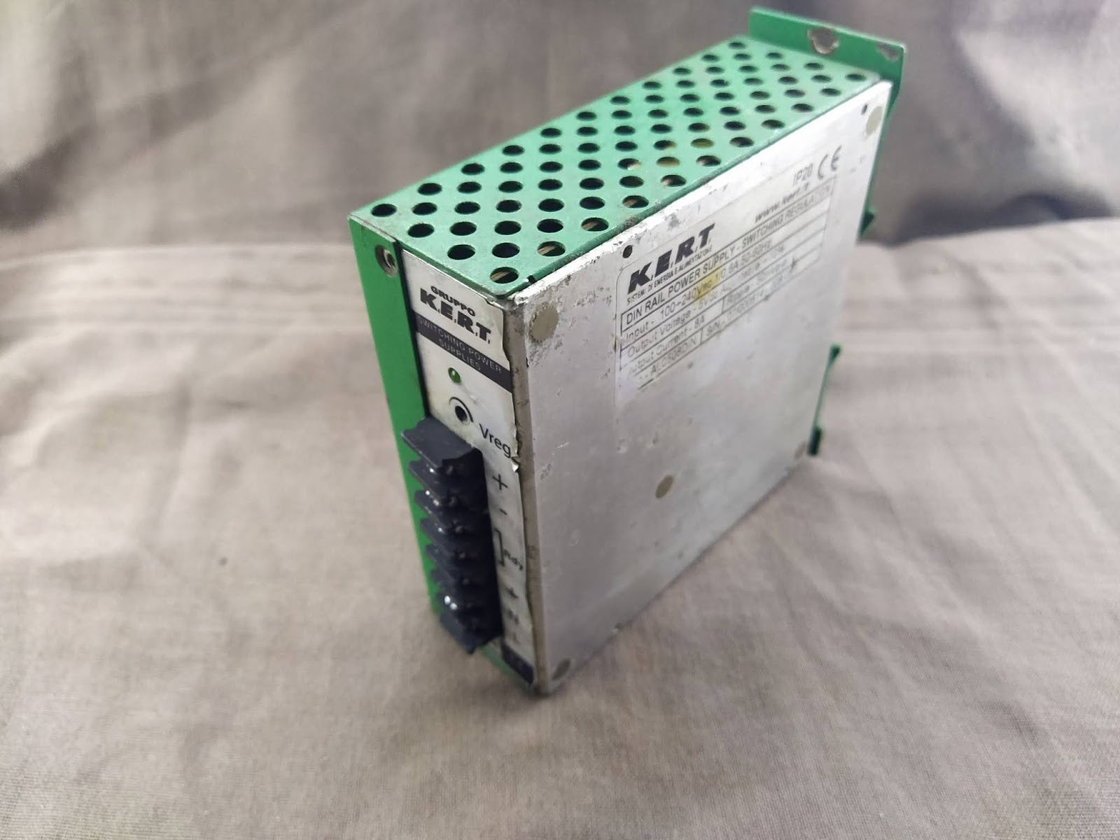 KERT DIN RAIL Switching Power Supply 100-240 VAC Output 5 VDC
