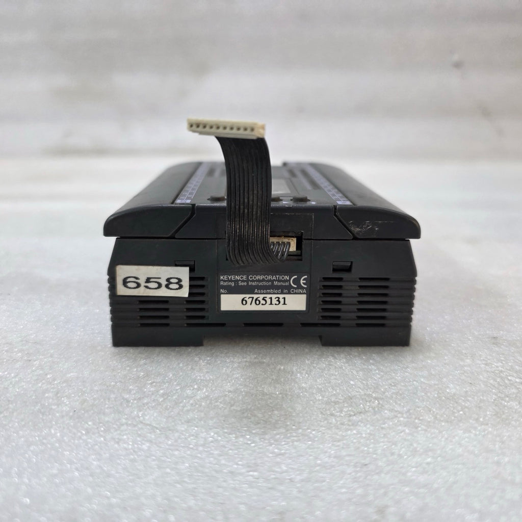 KEYENCE KV-40DT PLC OUTPUT MODULE 24V DC TRANSISTOR OUTPUT KV SERIES INDUSTRIAL