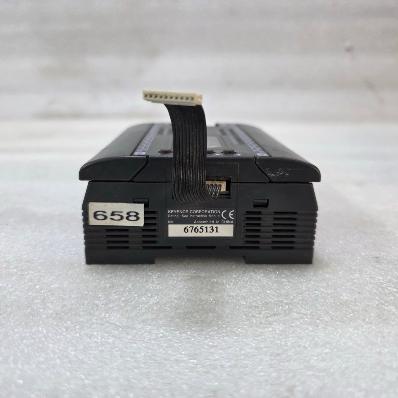 KEYENCE KV-40DT PLC OUTPUT MODULE 24V DC TRANSISTOR OUTPUT KV SERIES INDUSTRIAL
